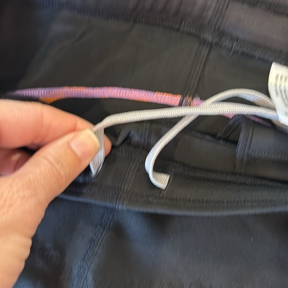 CW-X ladies compression leggings - Picture 7 of 11